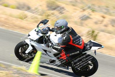 media/Oct-14-2023-TrackXperience (Sat) [[0517685739]]/Level 1/session 3 turn 2/